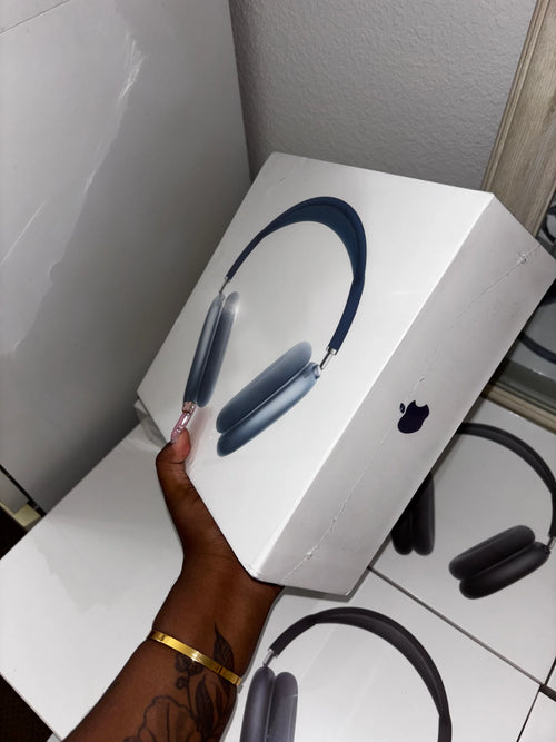 AirPod maxes